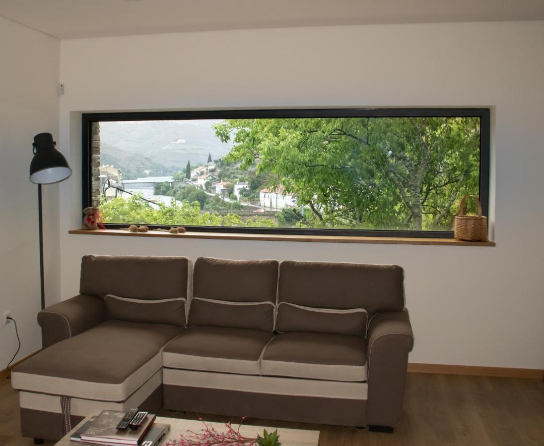 Dois Lagares House Bed and Breakfast Pinhão Exteriör bild