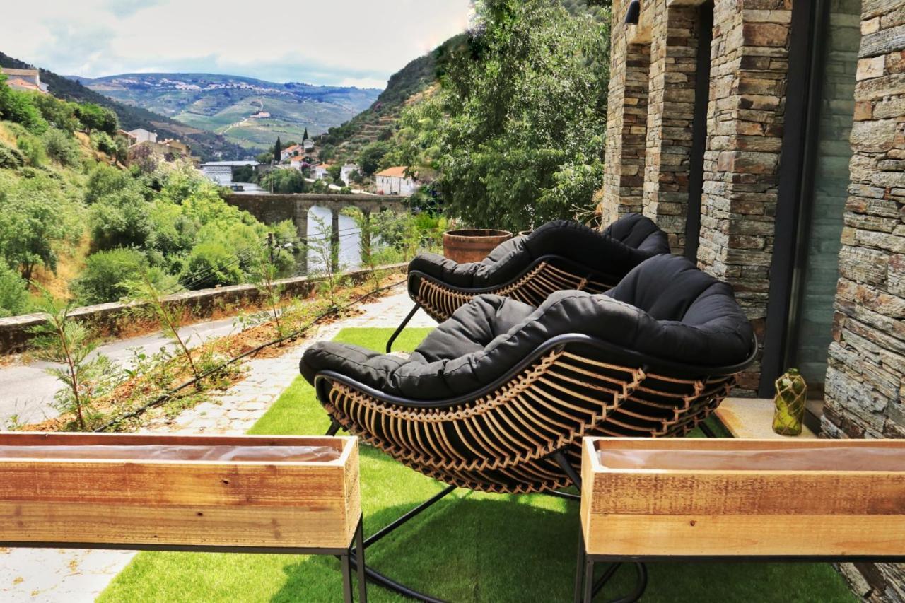 Dois Lagares House Bed and Breakfast Pinhão Exteriör bild